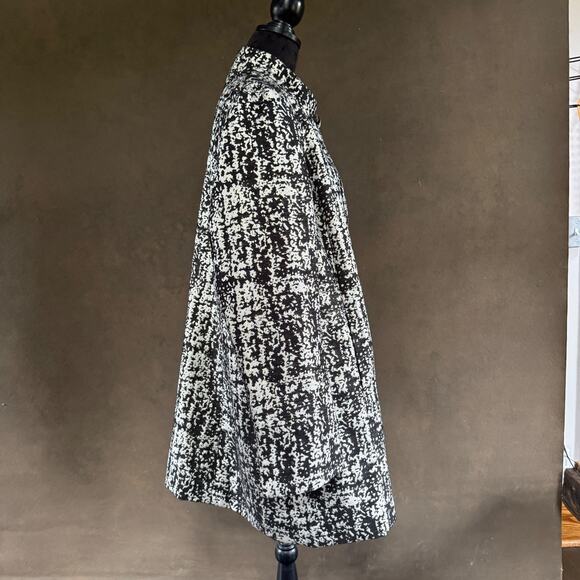 Lane Bryant Metallic Black & White Tweed Coat – Mid-Length, Lined Size 18/20 - Picture 4 of 12